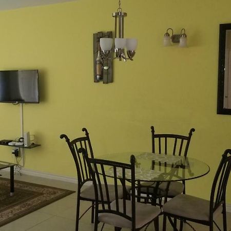 Enfield Apt 12, Executive Suites Ja - Palms מראה חיצוני תמונה